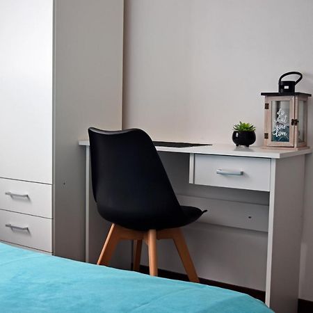 Apartment Summer Breeze Пула Екстериор снимка
