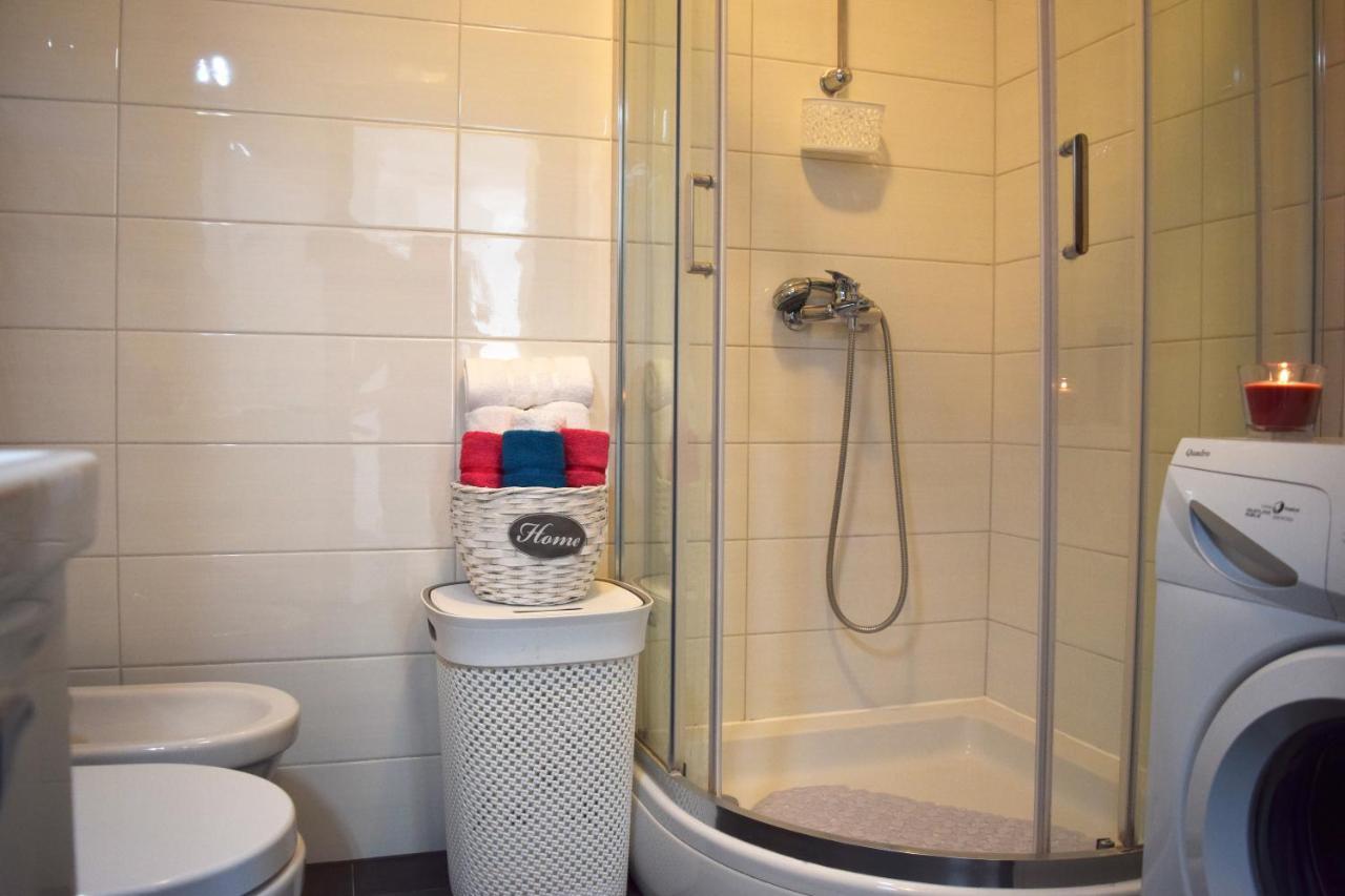 Apartment Summer Breeze Пула Екстериор снимка